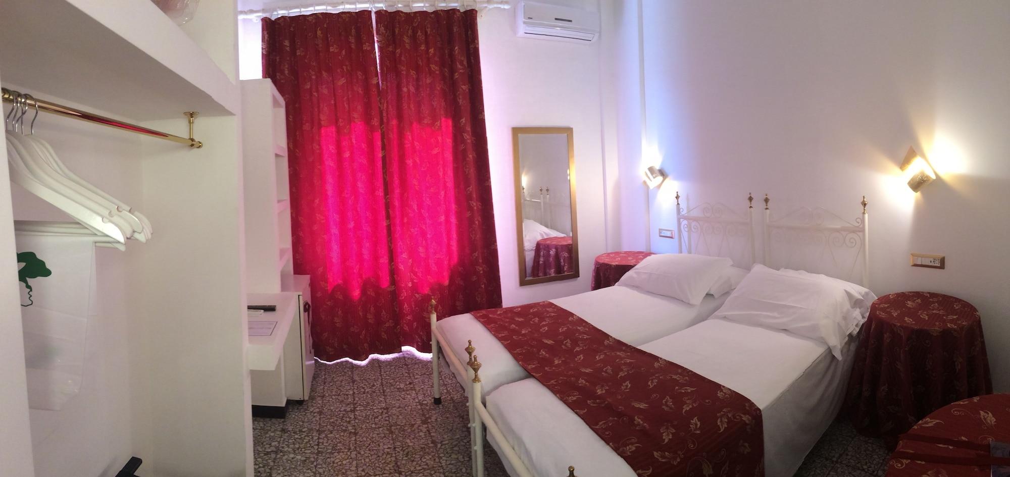 Eveline Portosole Hotel سانريمو المظهر الخارجي الصورة