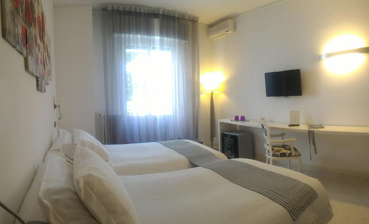 Eveline Portosole Hotel سانريمو المظهر الخارجي الصورة