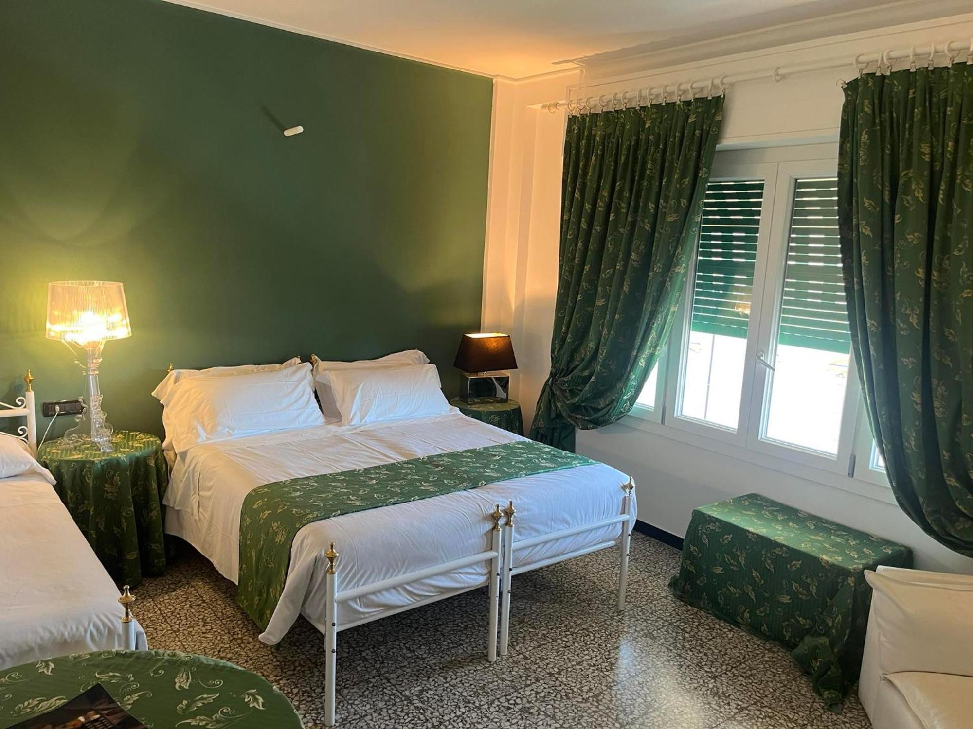 Eveline Portosole Hotel سانريمو المظهر الخارجي الصورة