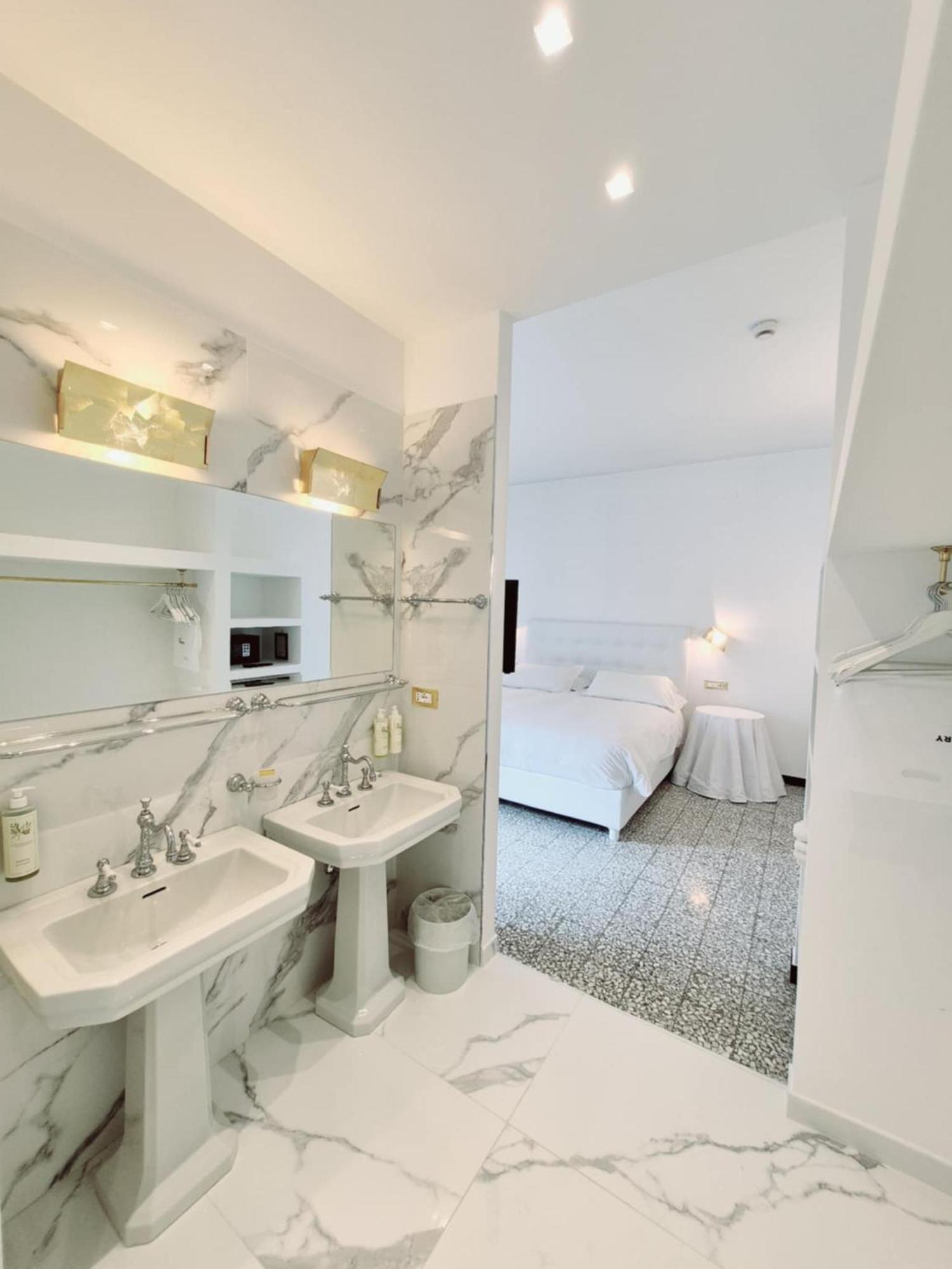 Eveline Portosole Hotel سانريمو المظهر الخارجي الصورة